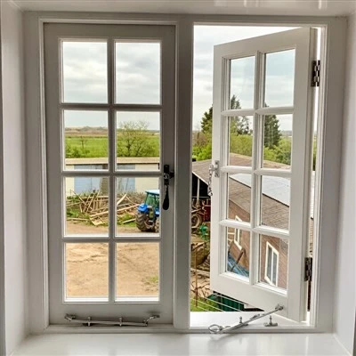 Finestra doble penjada UPVC